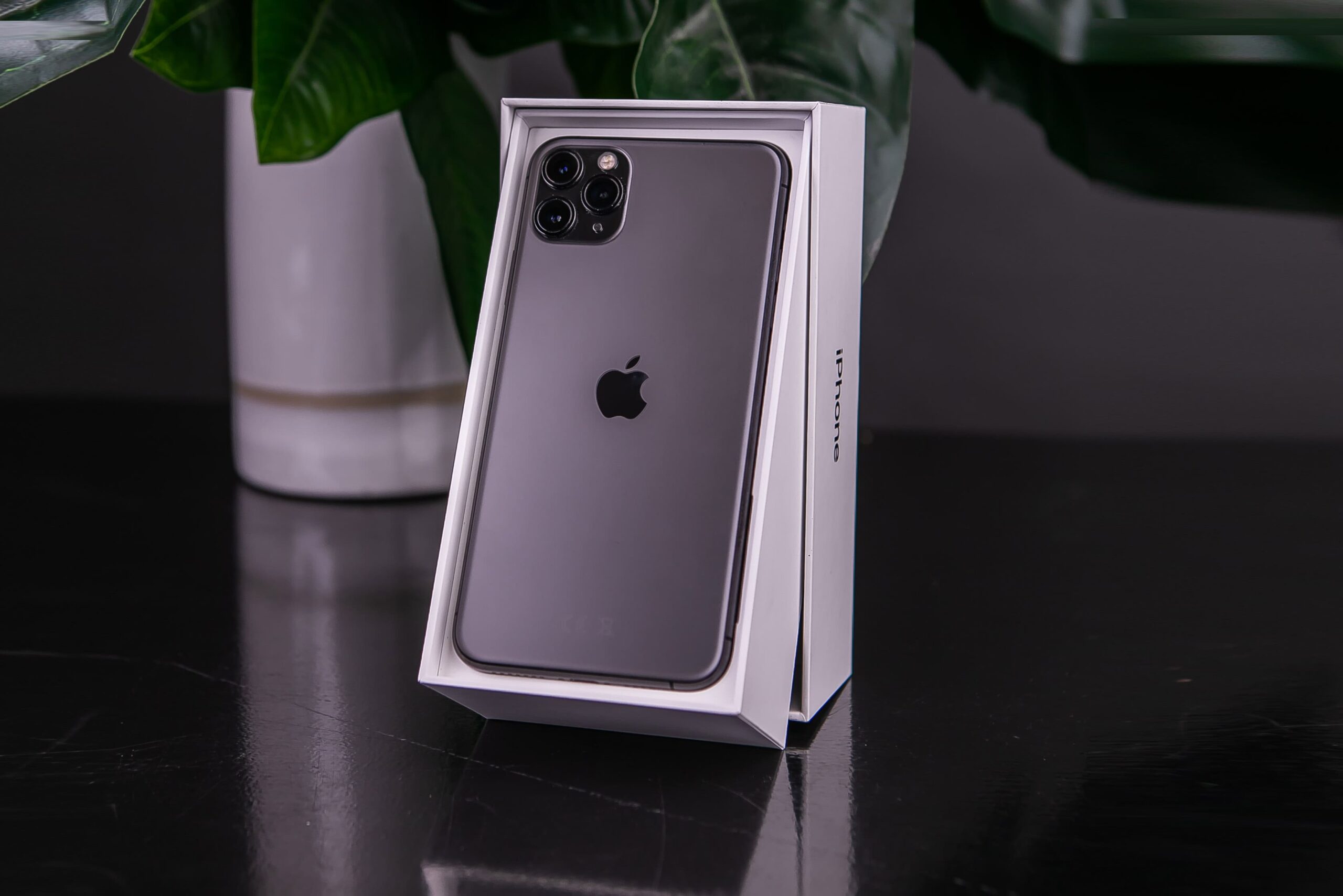 iPhone 11 Pro Max 64ГБ Space Gray