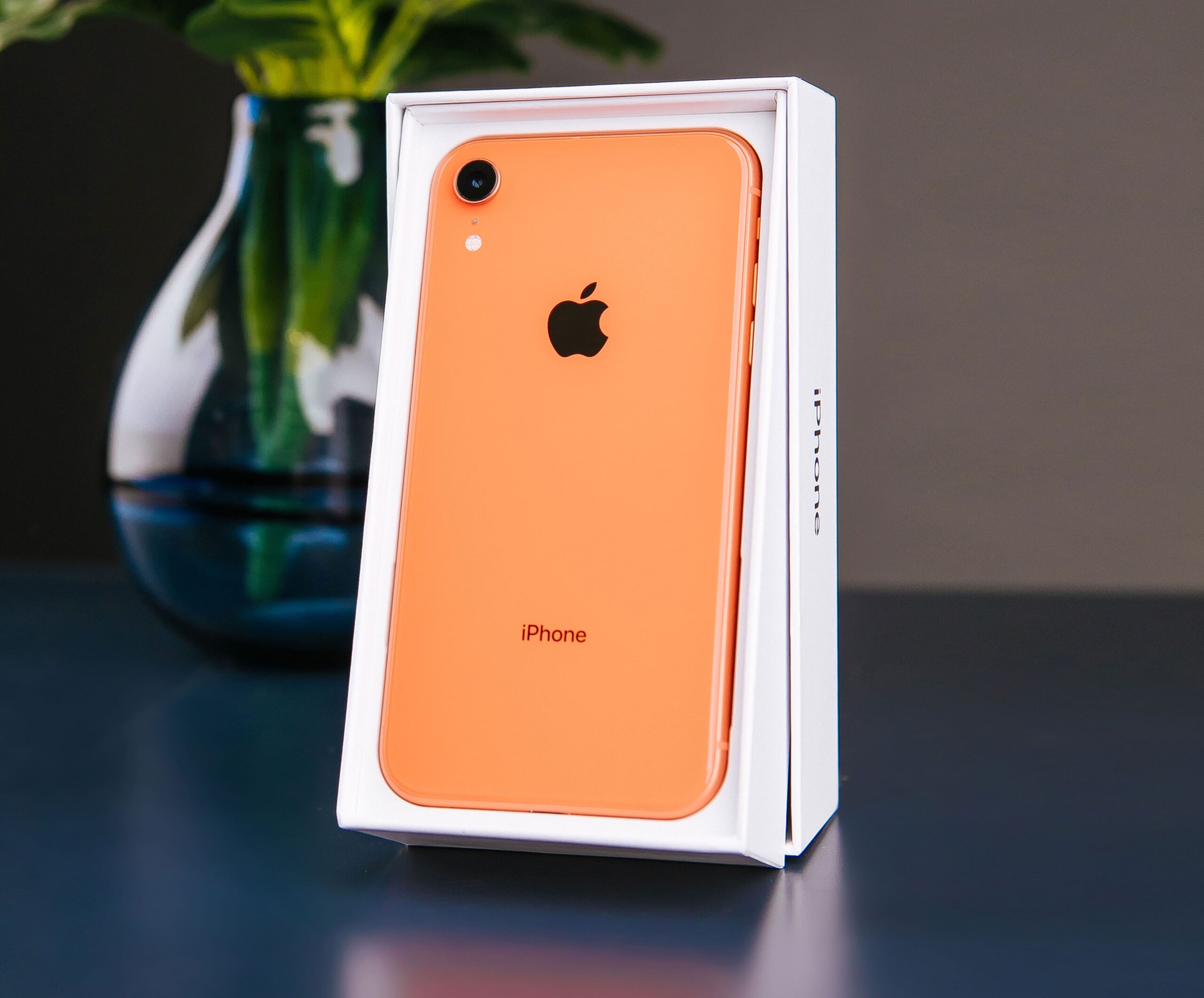 iPhone XR 64ГБ Coral