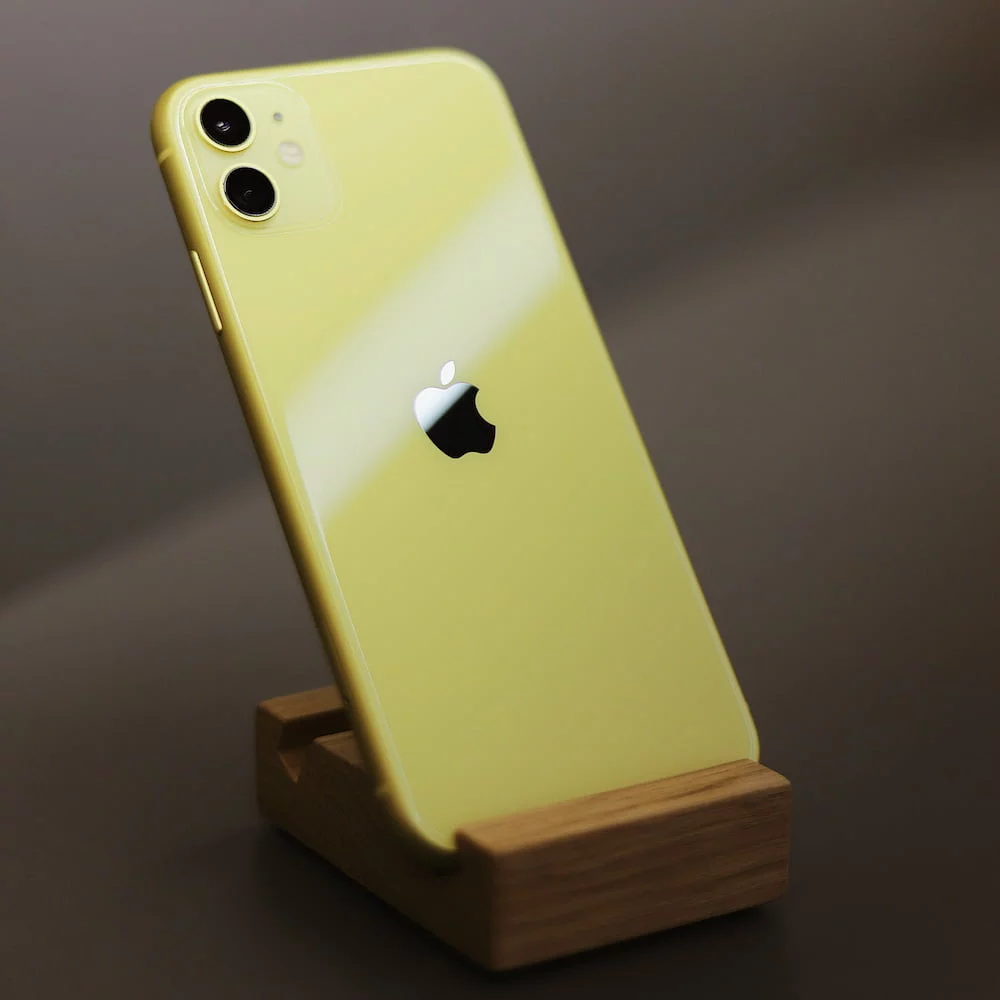 iPhone 11 128ГБ Yellow