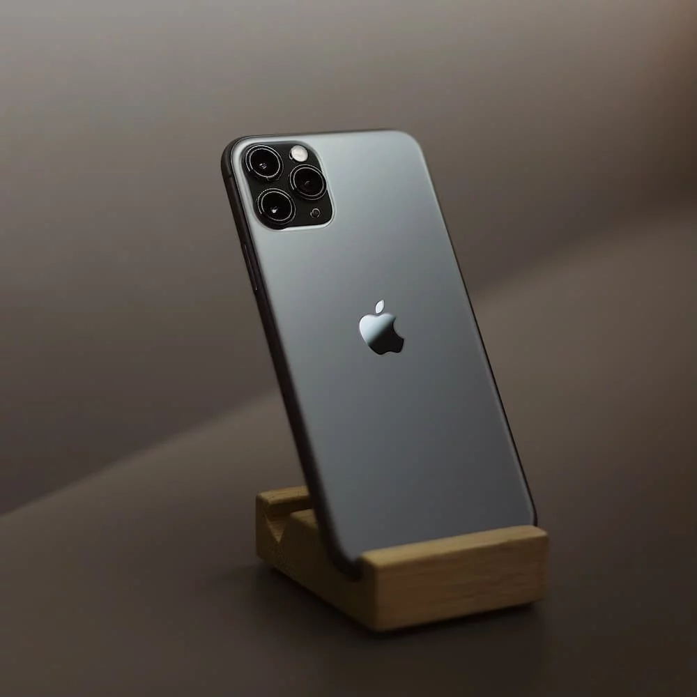 iPhone 11 Pro 256ГБ Midnight Green