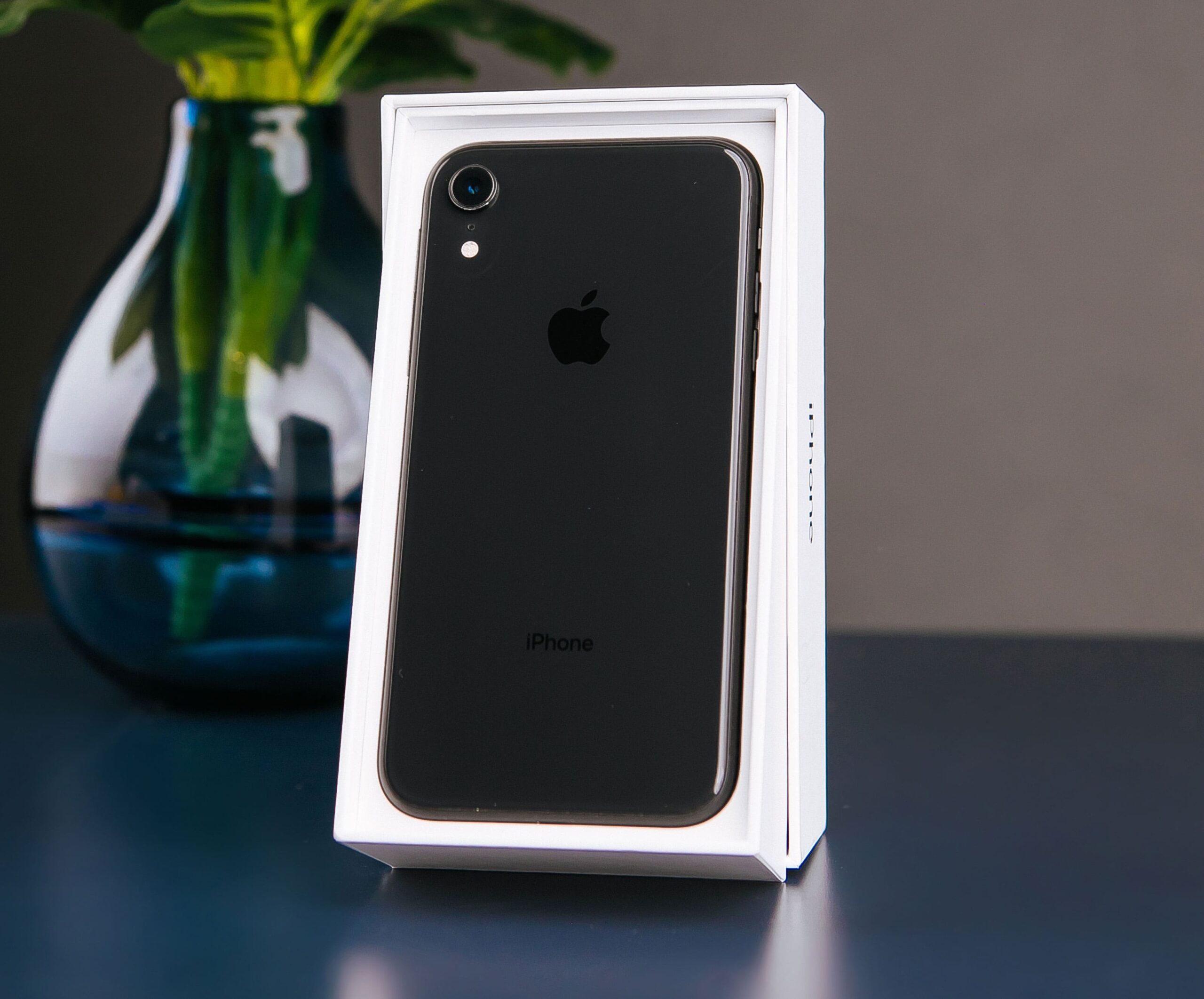 iPhone XR 64ГБ Black