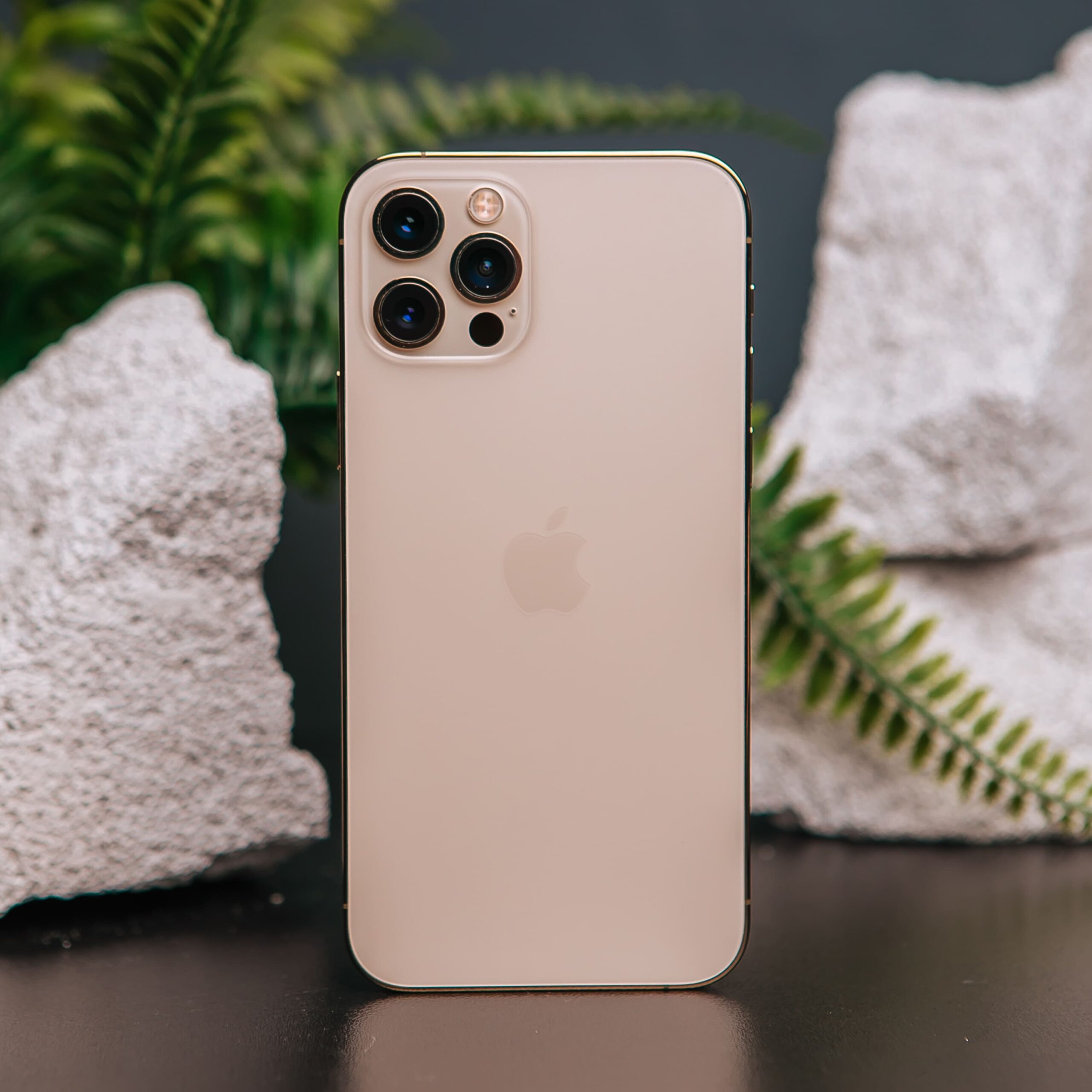 iPhone 12 Pro 128ГБ Gold